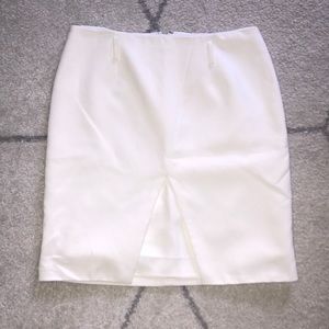 White House black market White Skirt